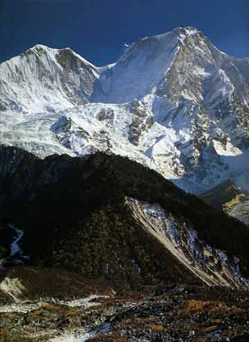 
Manaslu West Face - Nepal Himalaya by Shiro Shirahata book
